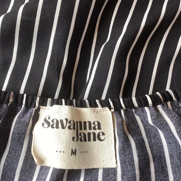 Savanna Jane BOHO Smocked Embroidered Peplum Ruffle Top Black & White Sz M #244C - Picture 8 of 9